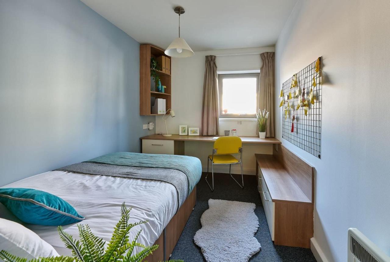 Cosy Ensuite Bedrooms At Trust House Near Exeter City Centre Eksteriør billede